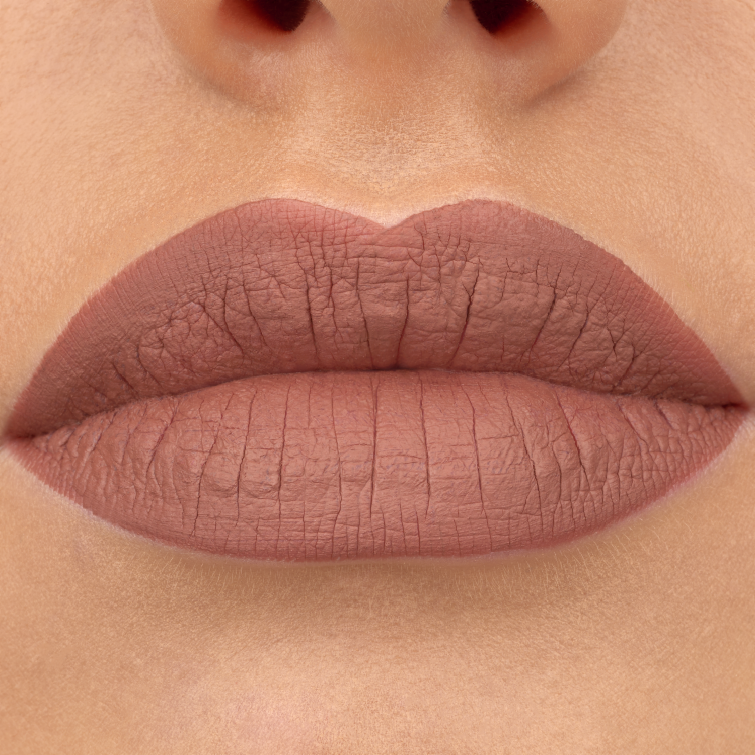 Labial Líquido Matte 8 Hours 01 ESSENCE 2.80 Ml