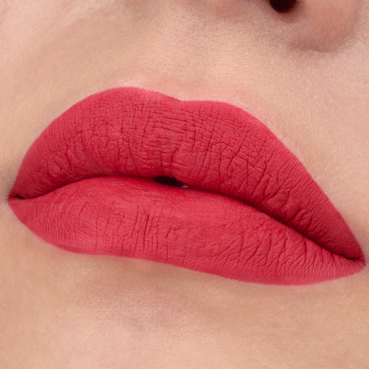 Labial Líquido 8H Matte 07 ESSENCE 2.50 Ml
