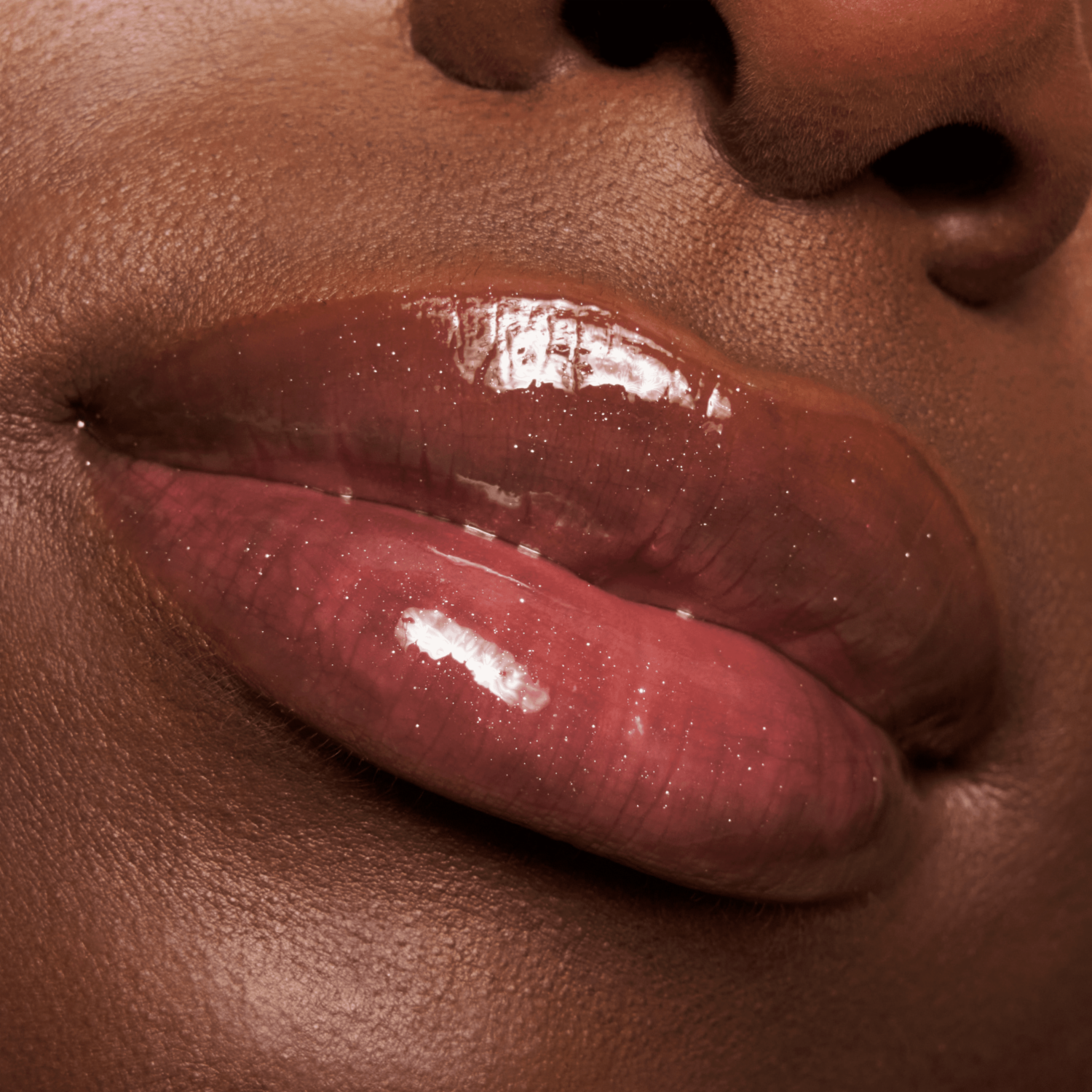 Brillo Labial Voluminizador What The Fake Extreme ESSENCE 4.2 Ml