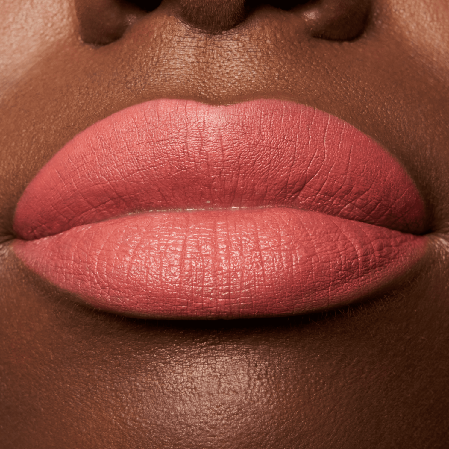 Labial En Barra 8H Matte Comfort ESSENCE 0.3 G