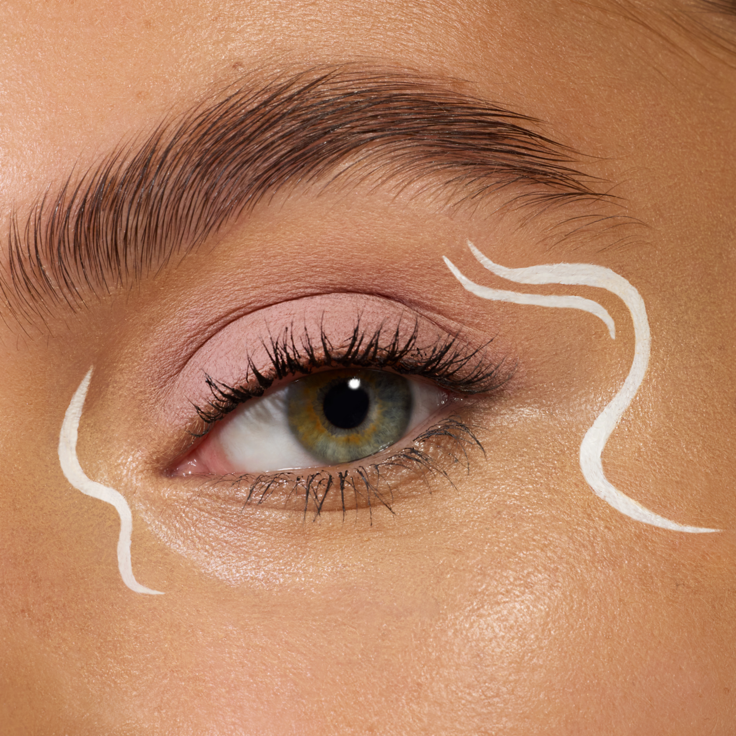 Delineador De Ojos Líquido Lash Princess ESSENCE 3 Ml