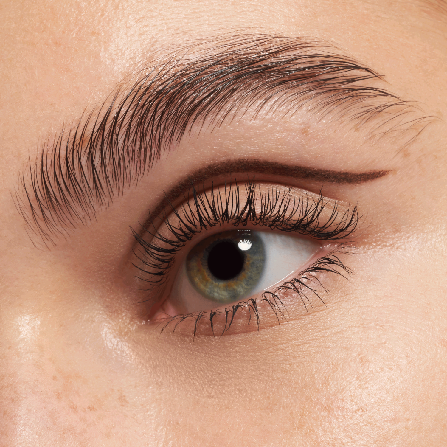 Delineador De Ojos Longlasting  0.2 ESSENCE 28 G