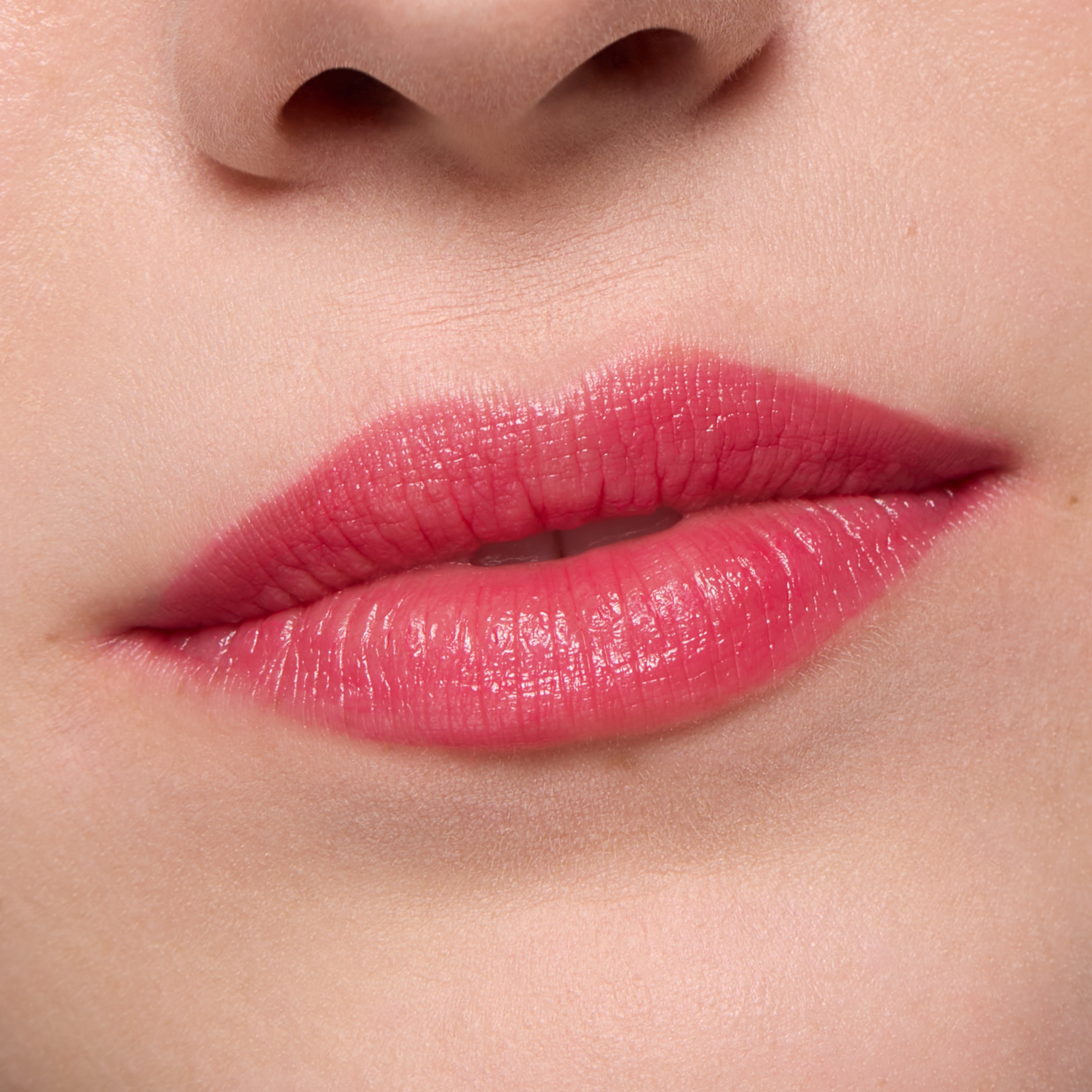 Bálsamo Labial Fruity Lip 01 ESSENCE 3 G