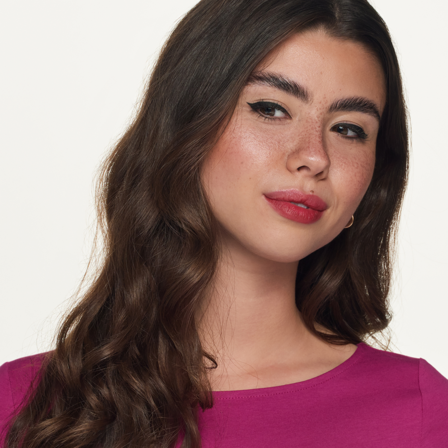 Delineador De Ojos Liquido A Prueba De Agua 24 Horas ESSENCE 3 Ml
