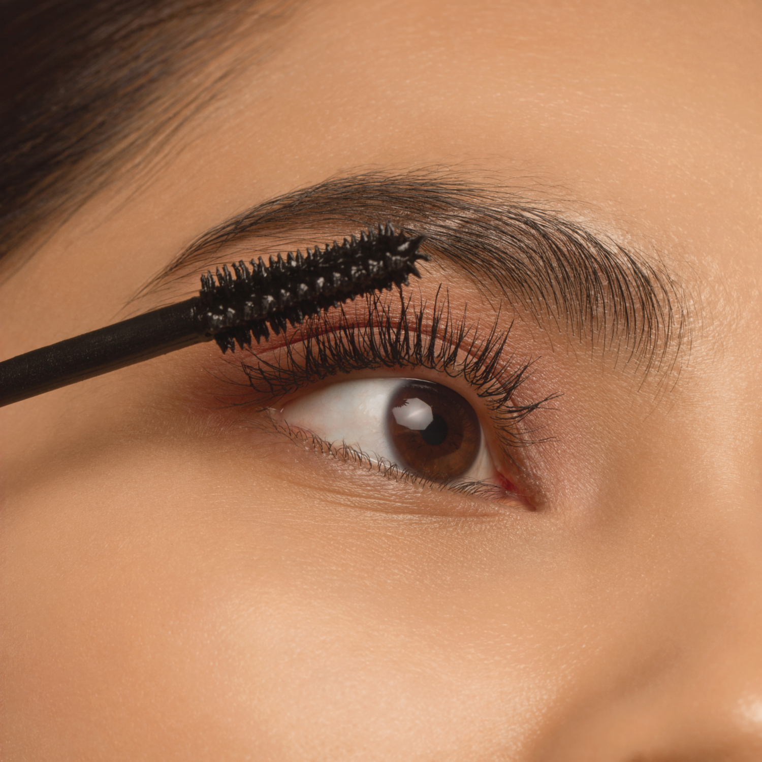 Máscara De Pestañas Call Me Queen Dramatic False Lash Effect Waterproof ESSENCE 11.5 Ml