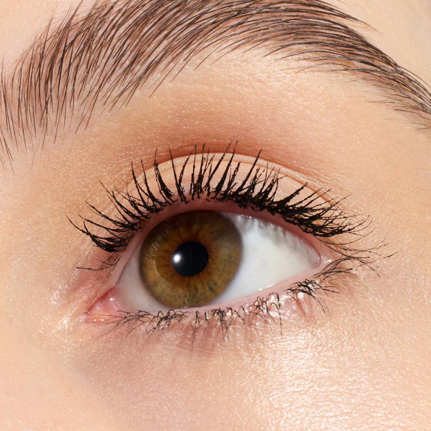Máscara De Pestañas Call Me Queen Dramatic False Lash Effect Waterproof ESSENCE 11.5 Ml
