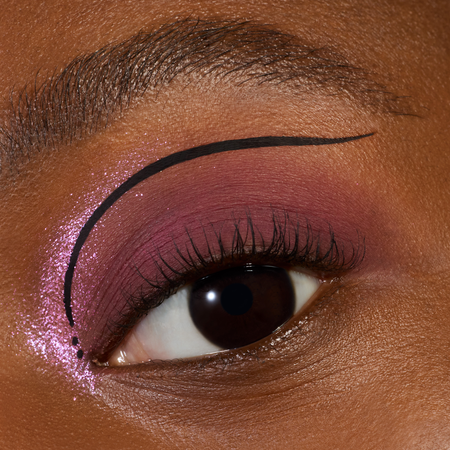 Delineador De Ojos Líquido Lash Princess Waterproof. ESSENCE 3 Ml