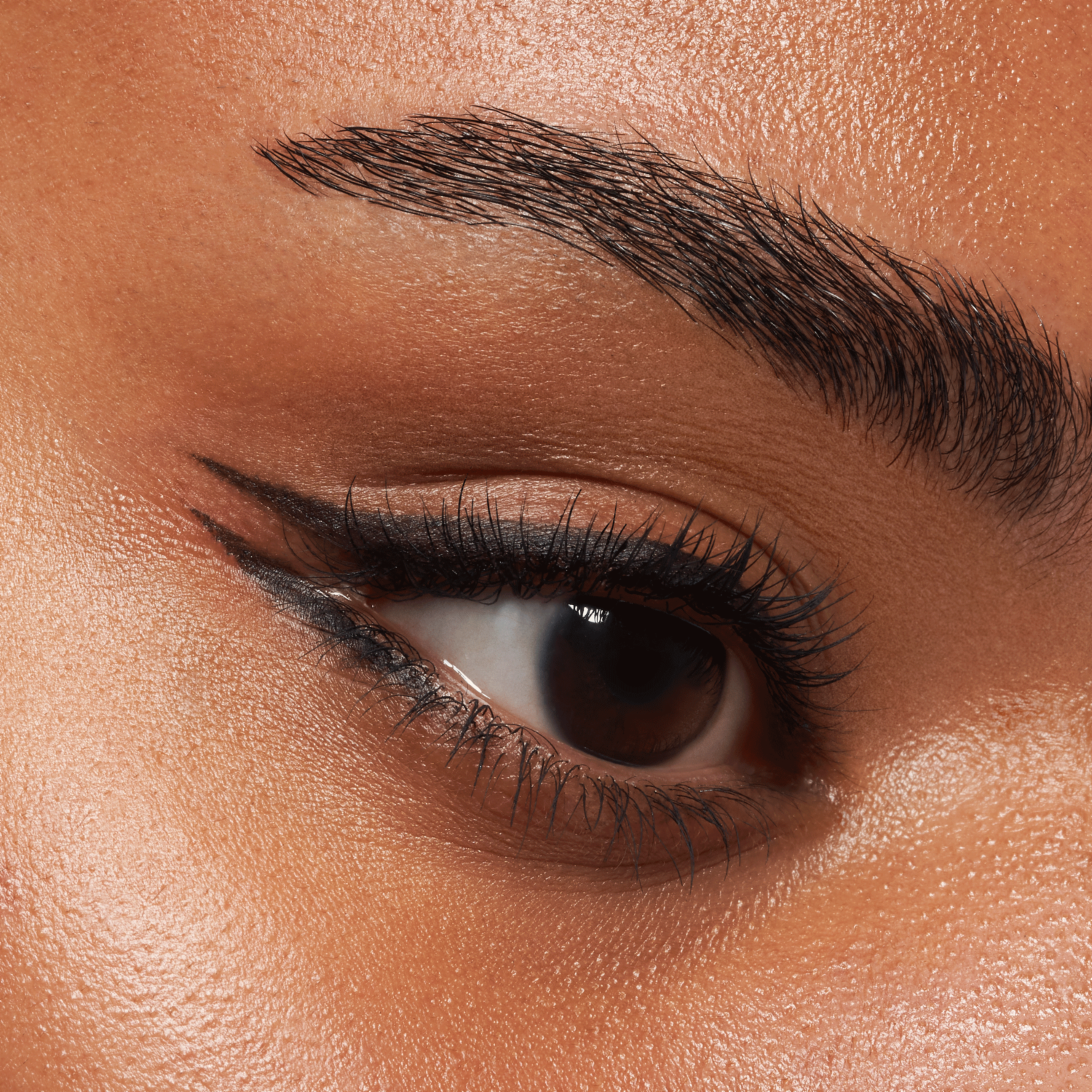 Delineador De Ojos Kajal 01 ESSENCE 1 G
