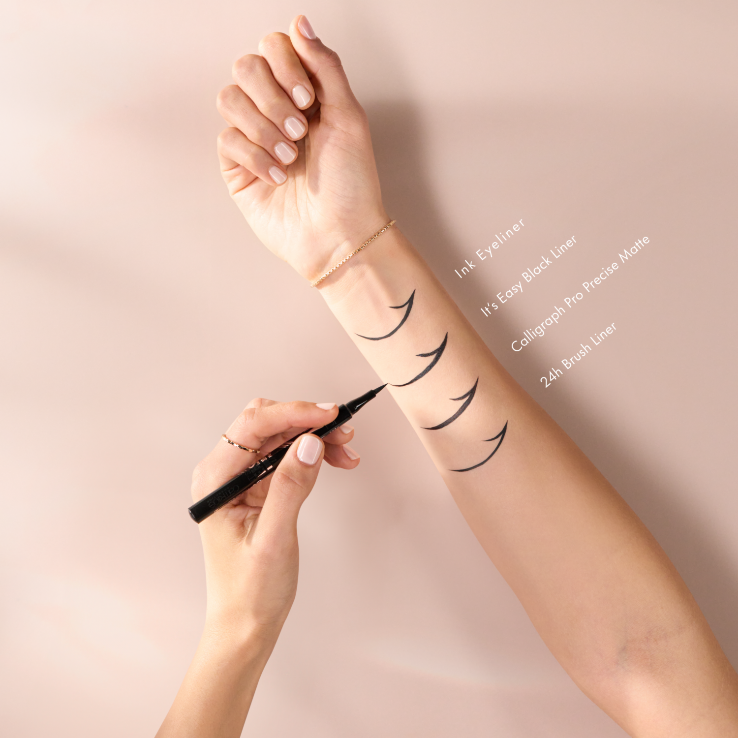 Delineador De Ojos Líquido It’S Easy Long Lasting CATRICE 1 Ml