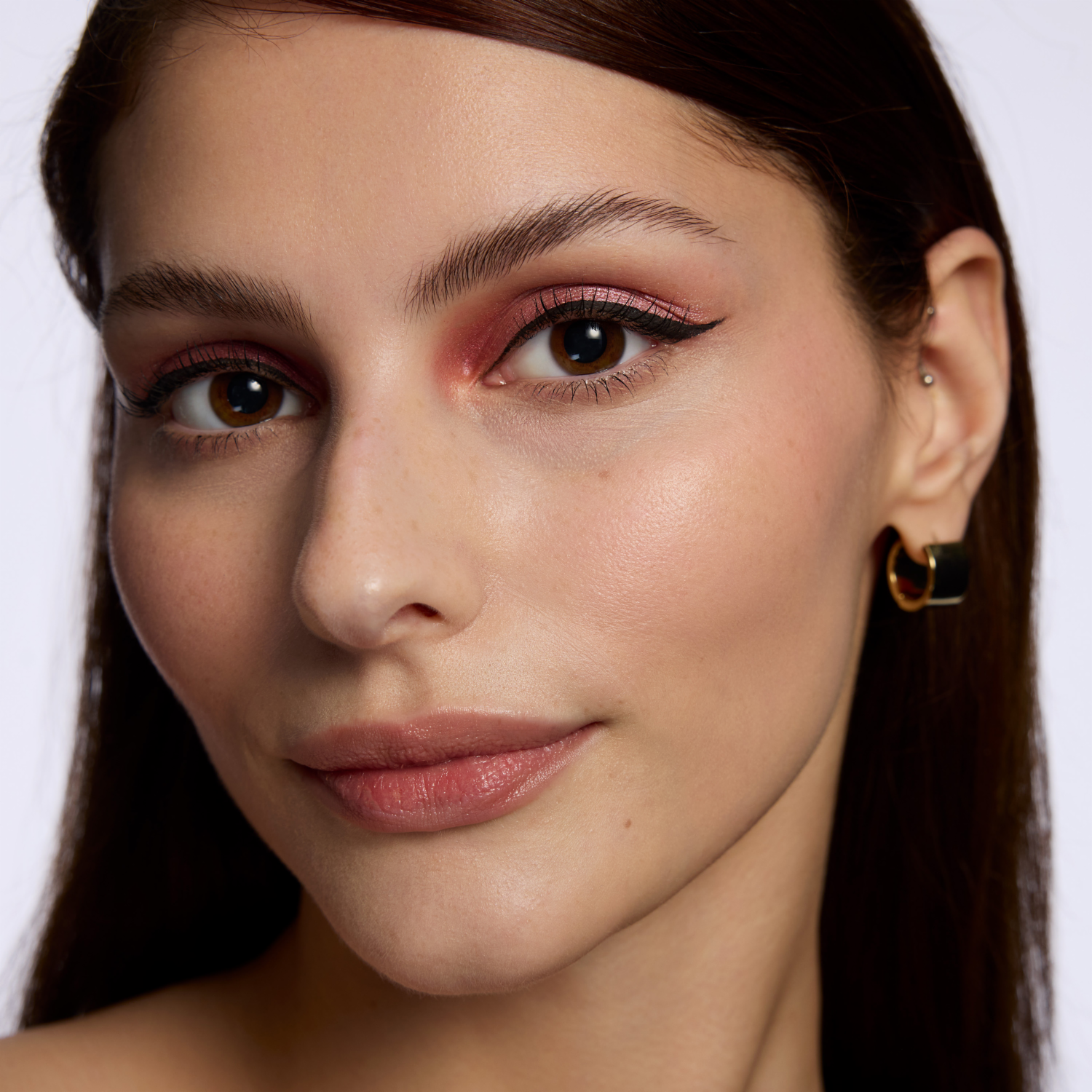 Delineador De Ojos Líquido Calligraph Pro Precise 24H Mate CATRICE 1.2 Ml