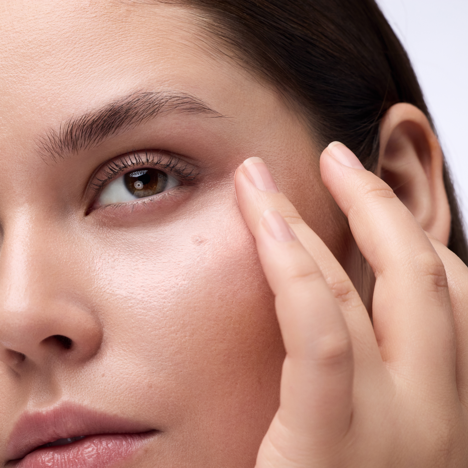 Corrector De Ojeras Under Eye Brightenner Instant Awake CATRICE