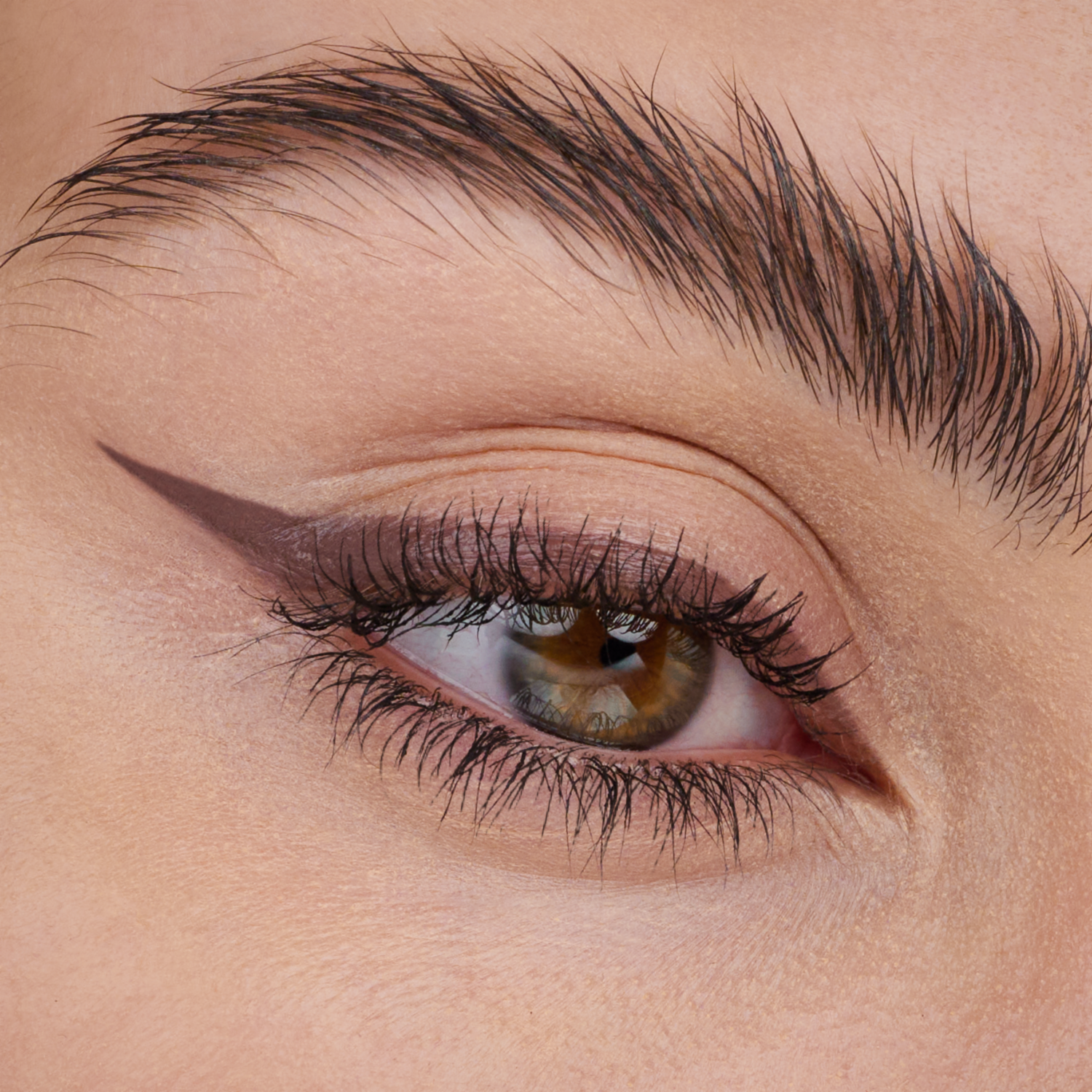 Delineador De Ojos Líquido Calligraph Artist Matte CATRICE