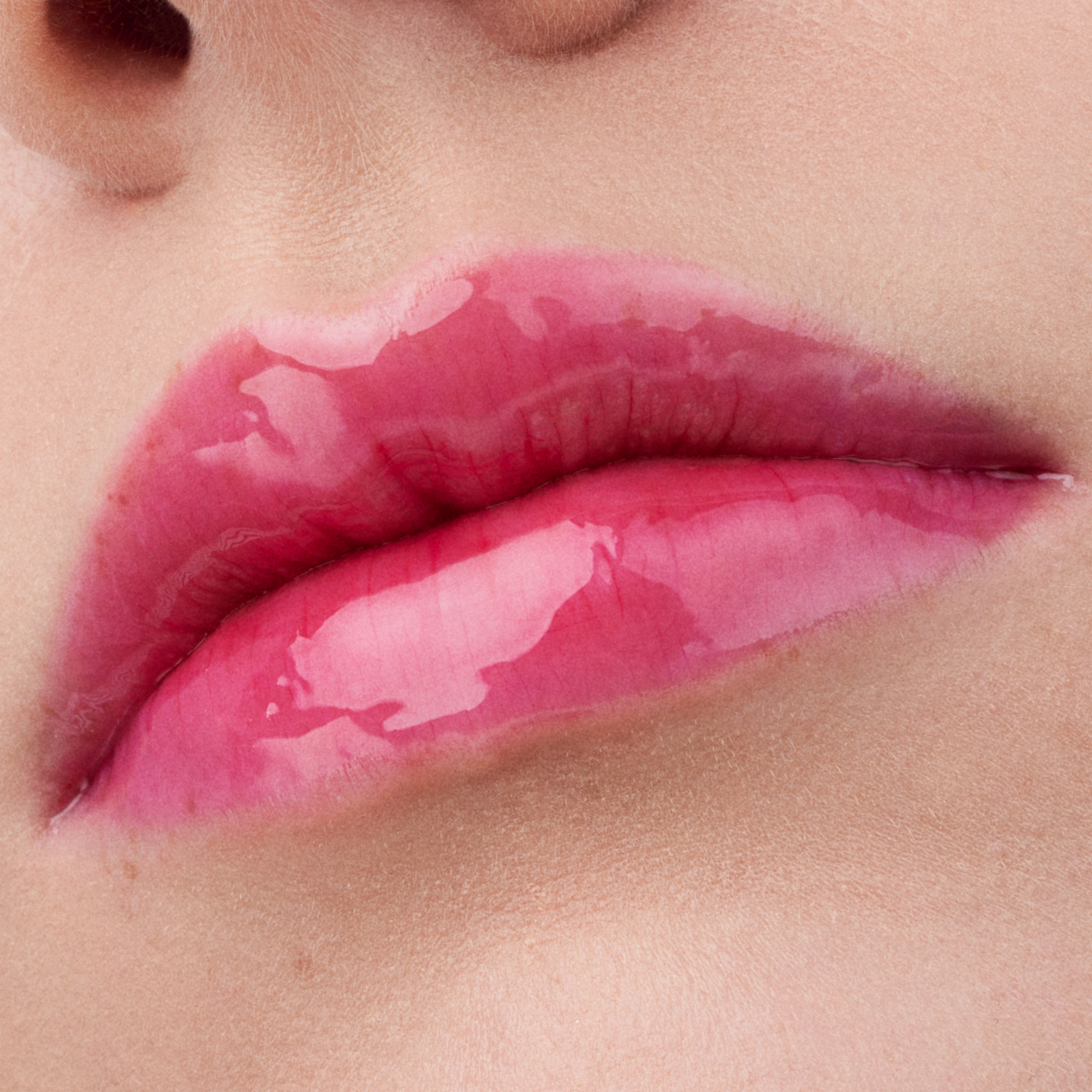 Tinta De Labios Glossin’ Glow Tinted CATRICE