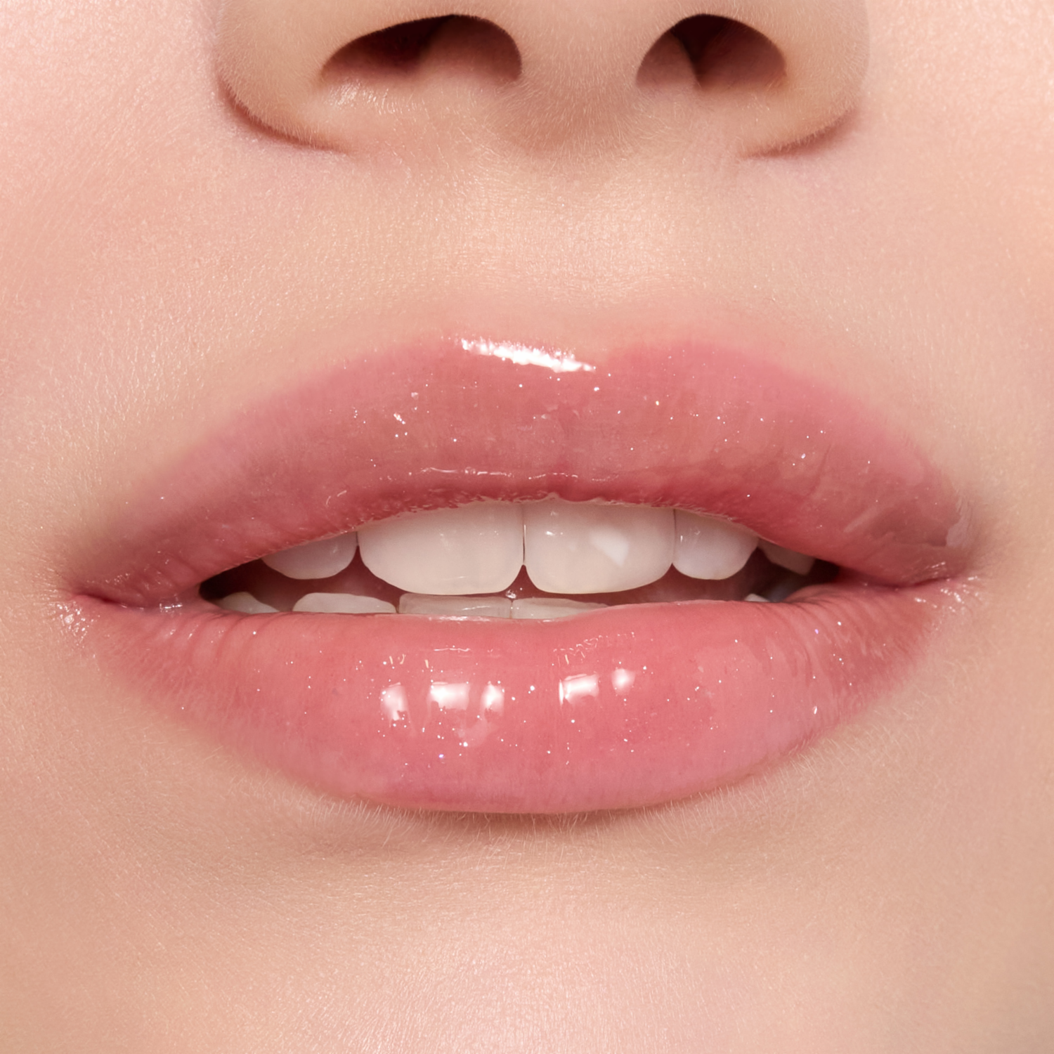 Tinta De Labios Glossin’ Glow Tinted CATRICE