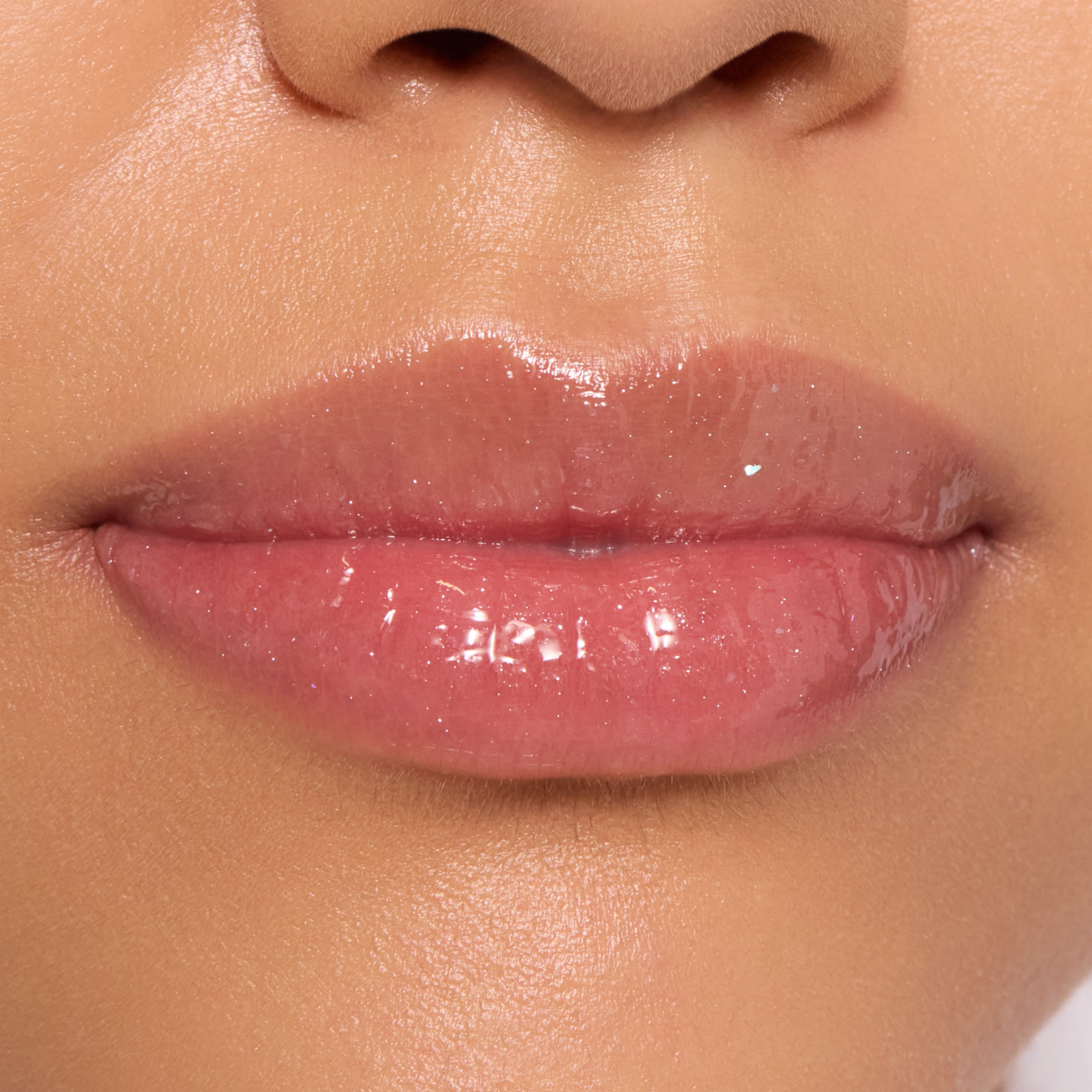 Tinta De Labios Glossin’ Glow Tinted CATRICE