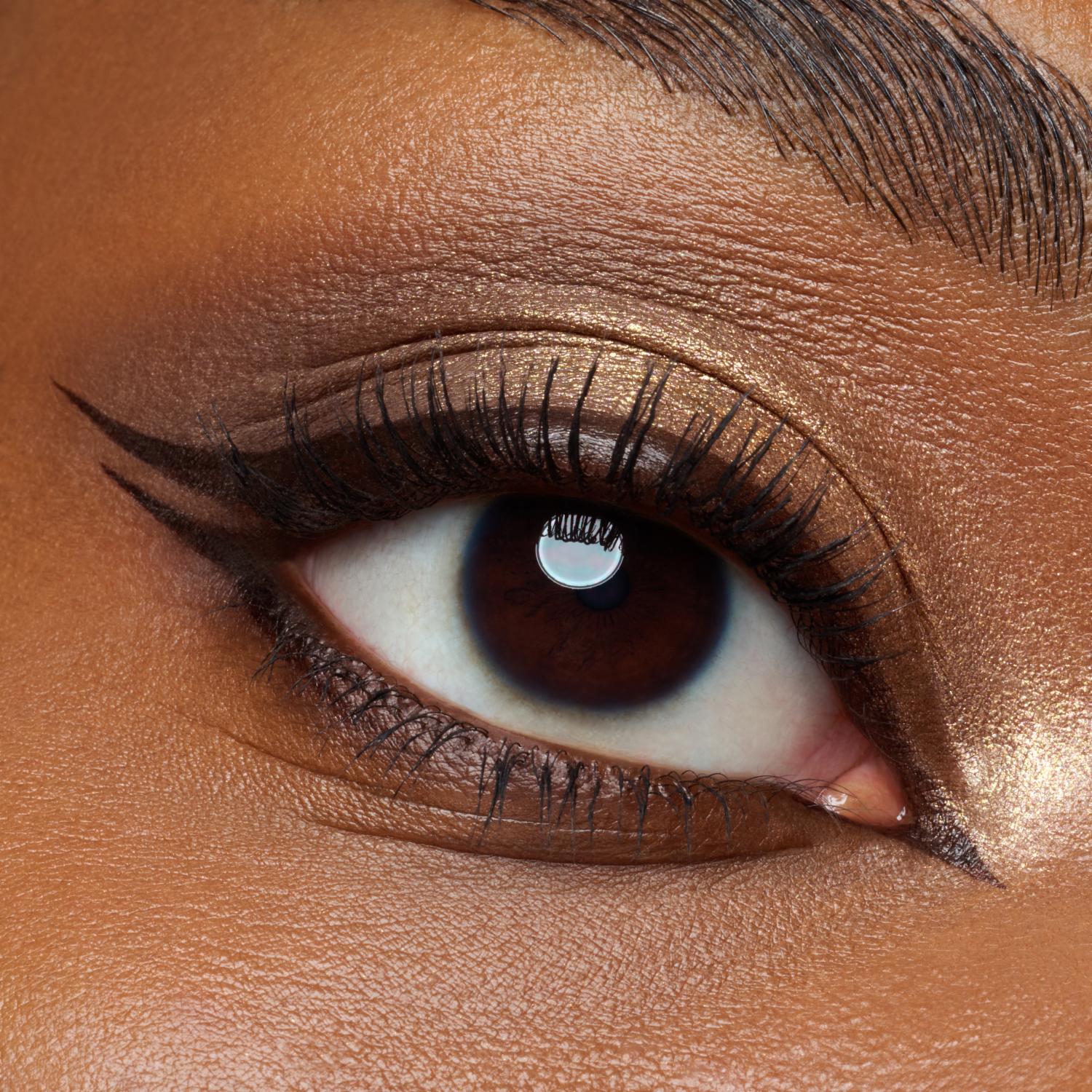 Delineador De Ojos Líquido Superproof Brush Liner Waterproof CATRICE