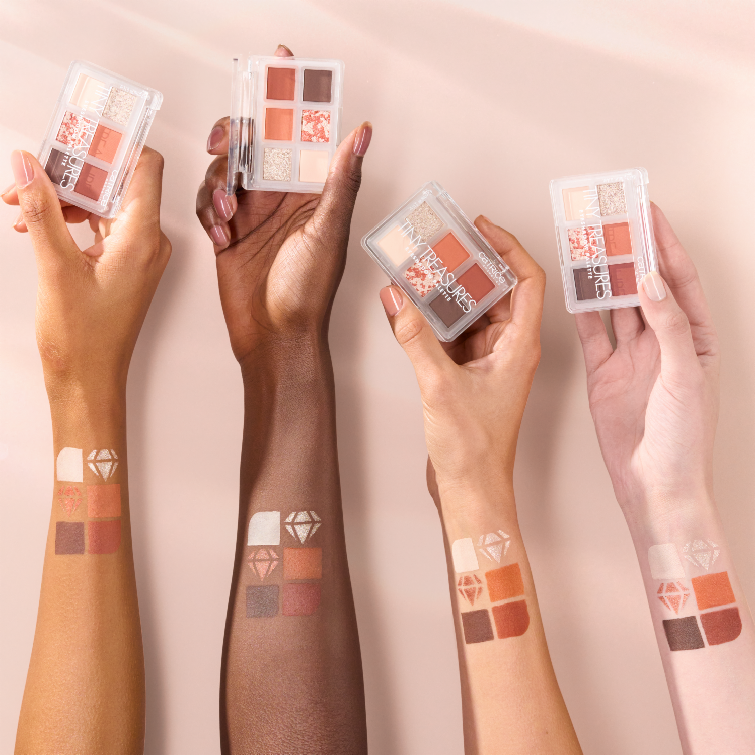 Paleta De Sombras Tiny Treasures CATRICE